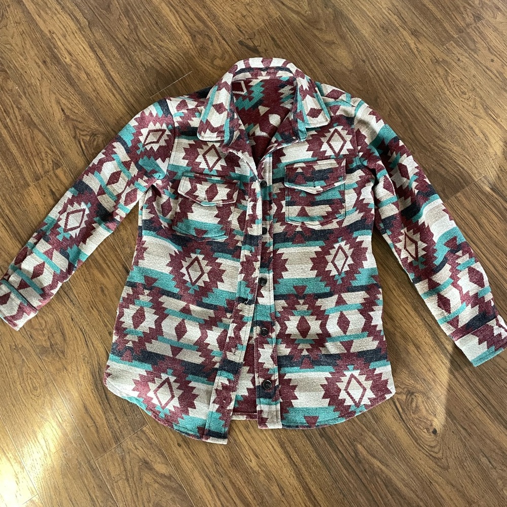 Geometric Patterned Button-Up Shirt